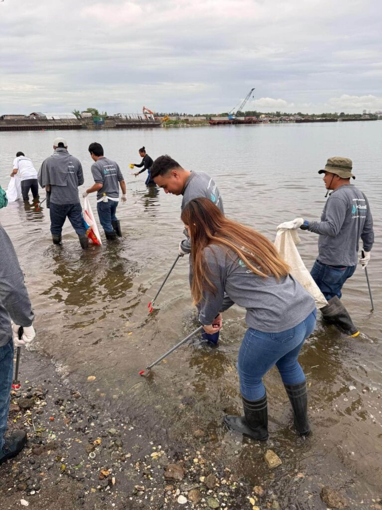 Coastal Clean-Up Photos (2)